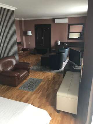 Отель Hotel Consul София-2